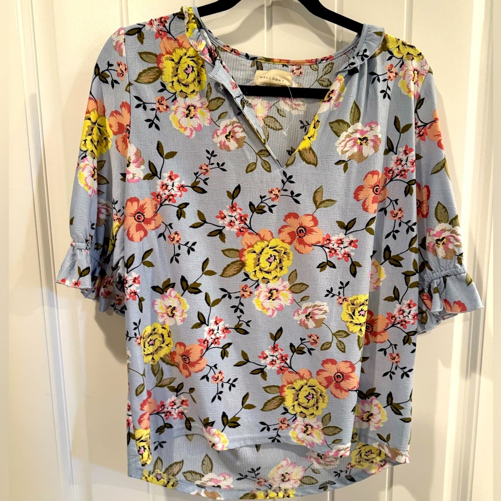 Pretty floral blouse